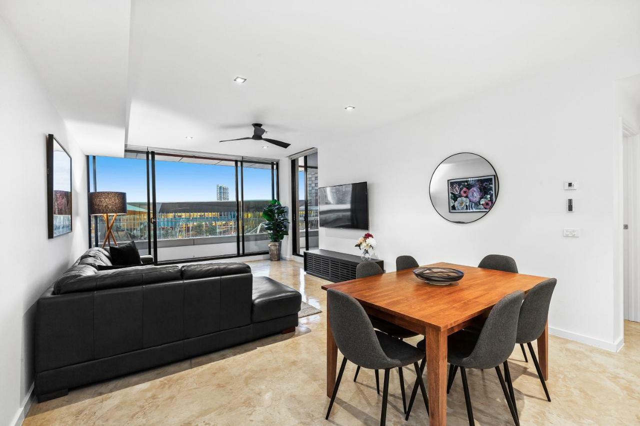 Melbourne Holiday Apartments Flinders Wharf Exterior photo